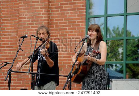 Casper, Wy. July 20, 2016. Circa: The Cantrells Folk Duo Band Performing In Concert In Casper, Wy.