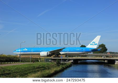 Amsterdam, The Netherlands - June 9th 2016:  Ph-bvi Klm Royal Dutch Airlines Boeing 777, Taxiing To 