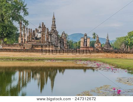 Sukothai Historical Park Or 