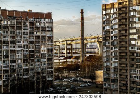Saint-petersburg.russia.6 April 2018.view Of The Bridges Of The Ring Road Between The Houses On Kano
