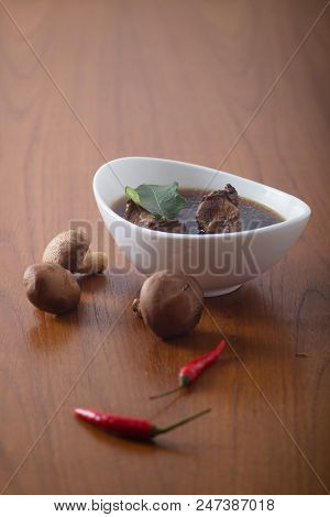 Ba Kut Teh