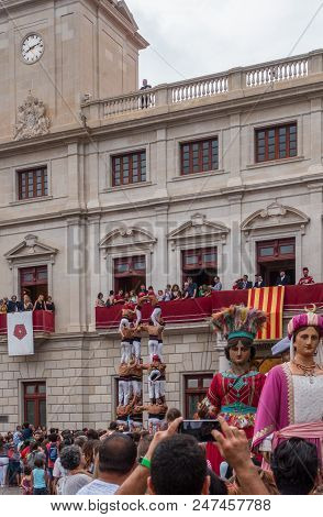 Reus, Spain. June 2018:castell Is A Human Tower Built Traditionally, Ands Also On The Unesco Cultura
