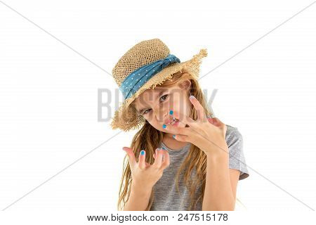 Angry Temperamental Little 6 Year Old Girl Snarling At Camera While Clawing At The Air With Her Hand