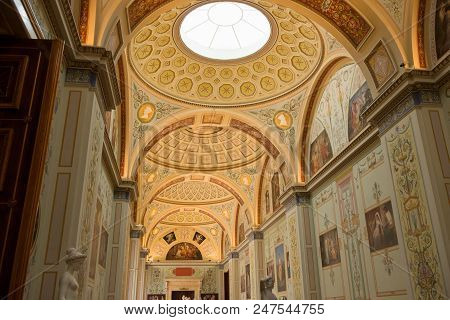 Saint Petersburg, Russia - August 18, 2017: Interior Of State Hermitage In St.petersburg, Russia. St
