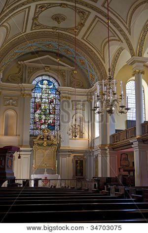 Kirken af St. Giles-in-the-fields i London