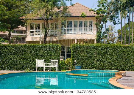 Piscina de luxo
