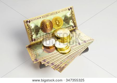 Bitcoin Banknotes And Golden Btc Coins On The Treasure Trove, Cryptocurrency In Wooden Chest, Gift,