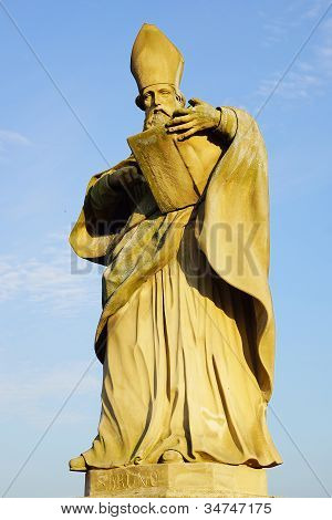 Escultura de St Bruno em Alte Mainbrucke.