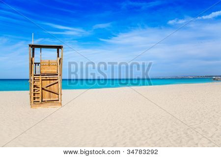 Dům na pláži plavčík Formentera Llevant bílý písek a tyrkysové vody idylické