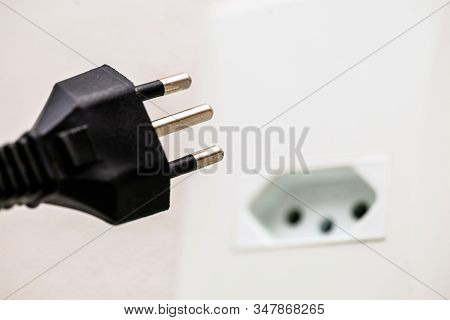 Brazilian Plug, New Standard Of Brazilian Plug, Nbr 14136 Is The Official Plug Standard In Brazil. T