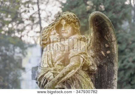 Angel Of Death With Child In Her Arms (azrael, Azriel, Malak Al-maut, Concept Of Death)