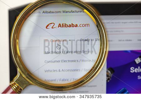 Rostov-on-don, Russia, January  24, 2020:  Concept For Competition In China, A Search Engine For Pro