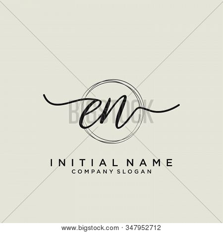 En Initial Handwriting Logo With Circle Template Vector.