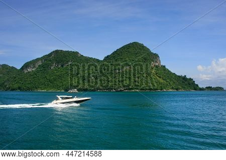 Ang Thong National Marine Park In Thailand