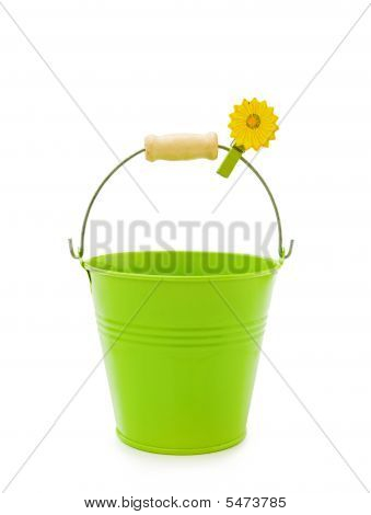 Muito verde balde branco