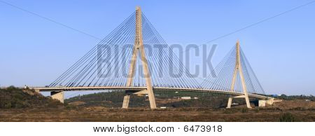 International Bridge View Sw
