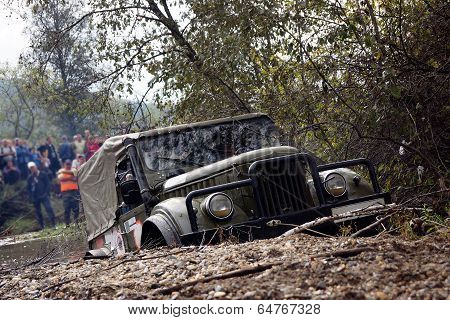 Extreme Driving Suv