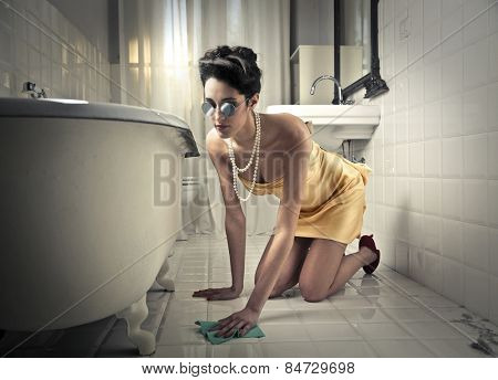 Elegant woman cleaning up 