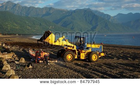Fishermen Unload The Fishes From The Boat By Using Truck In Hualien Taiwan