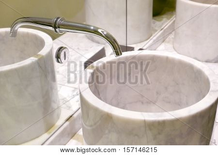 Indoor Modern Water Sink With Mirror Reflection In Restroom