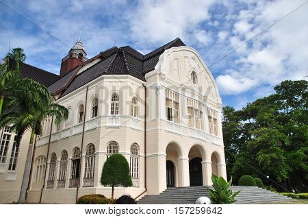 Baan Puen old palace museum at Petchaburi - Thailand.