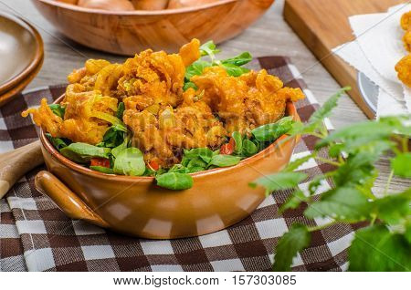 Crispy Onion Bhajis