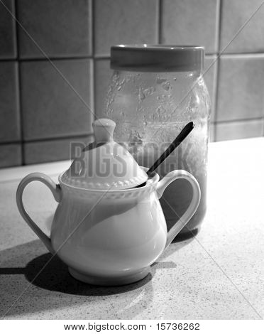 Bacia de açúcar e mel-jar