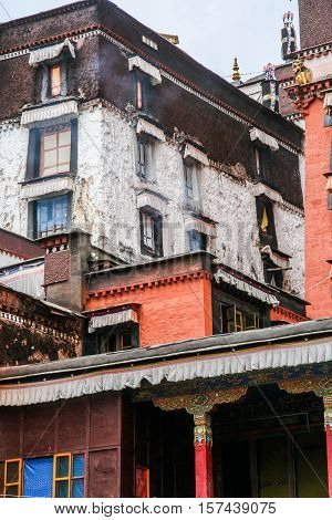 Traditional buildings in the compound of the Tibetan Monastery in Shigatse in central Tibet