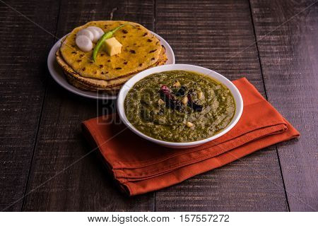 makki di roti and sarson ka saag, famous north indian food