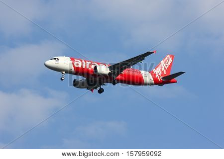 CHIANGMAI , THAILAND - FEBRUARY 19 2014: HS-BBB Airbus A320-200 of Thaiairasia. landing to Chiangmai airport from Bangkok Suvarnabhumi.