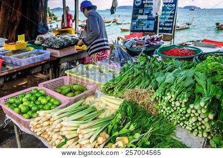 Rawai Beach, Phuket, Thailand - October 27, 2013: Selling Vegetables & Seafood At Beachside Stalls I