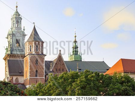 Royal Archcathedral Basilica Of Saints Stanislaus And Wenceslaus, Wawel Hill