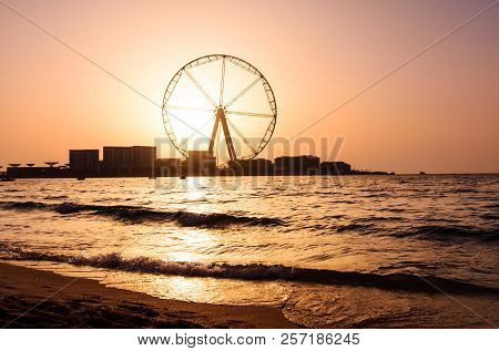 Jumeira Beach Resort Beach With Ain Dubai Ferris Wheel