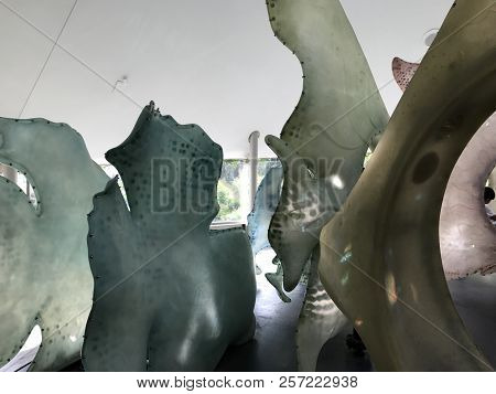 New York, Ny - Jun 9: The Seaglass Carousel At The Battery Park In New York, As Seen On Jun 9, 2018.