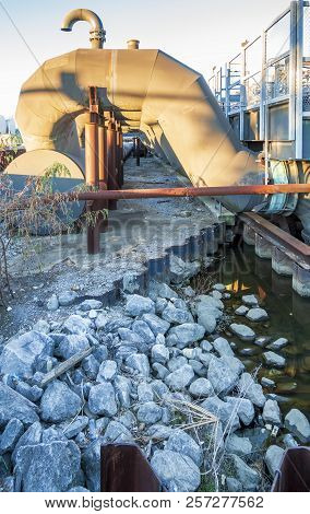 New Orleans, Usa - Nov 28, 2017: View Of The 17th Street Canal Pump Station. Features Metal Pipe And