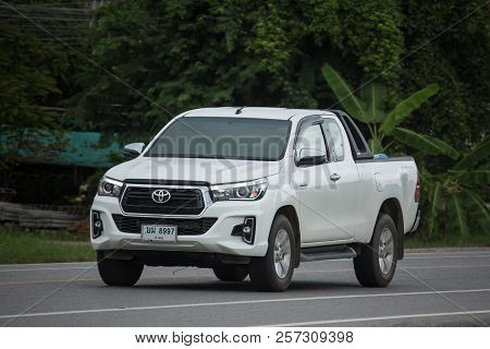 Private Pickup Truck Car New Toyota Hilux Revo  Rocco