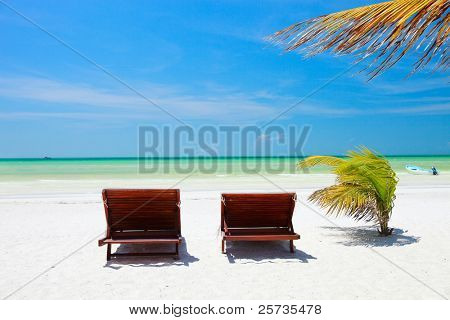 Meksika Holbox Island güzel beyaz kum plaj