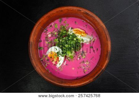 Russian Cabbage Soup - Borsht With Egg And Onion.
