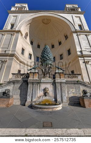 Fontana Della Pigna (or The Pine Cone, 1st Century Ad) Depicts A Giant Pine Cone - Former Roman Foun