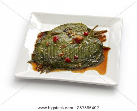 perilla leaves pickled in soy sauce, korean food, kkaennip jangajji