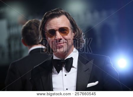 Jason Sudeikis walks the red carpet ahead of the 'Driven' Premiere And Closing Night during the 75th Venice Film Festival at Sala Grande on September 8, 2018 in Venice, Italy.