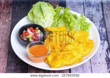 Charcoal Boiled Chicken Satay, Homemade, Served With Cucumber Chili Sauce As Ar Jad In Thai And Nut 