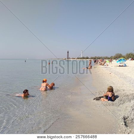 Dzharylgach Island - Ukraine - August 2018: Tourist Resting At Beach, Swiming In Sea, Wide Angle Pan