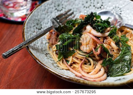 Sea Food Spaghetti Put Fresh Shrimp And Green Basil Leaves
