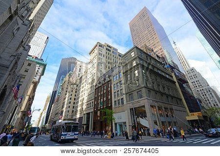 New York City - May 6, 2013: Manhattan Intersection And Skyscrapers Wide Angle At Fifth Avenue And 5