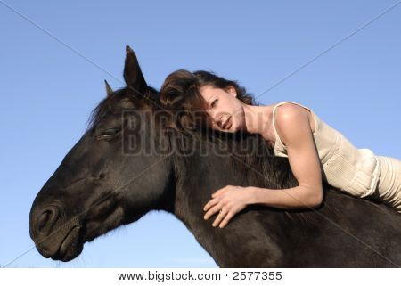 Donna e cavallo