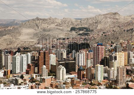 High Altitude City Of La Paz - Bolivia