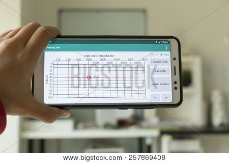 Negeri Sembilan,malaysia - August 29, 2018: Hearing Test Application On Smartphone. It Provides Simp