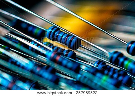 Many New Resistors Stay Together In Close-ups
