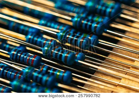 Many New Resistors Stay Together In Close-ups